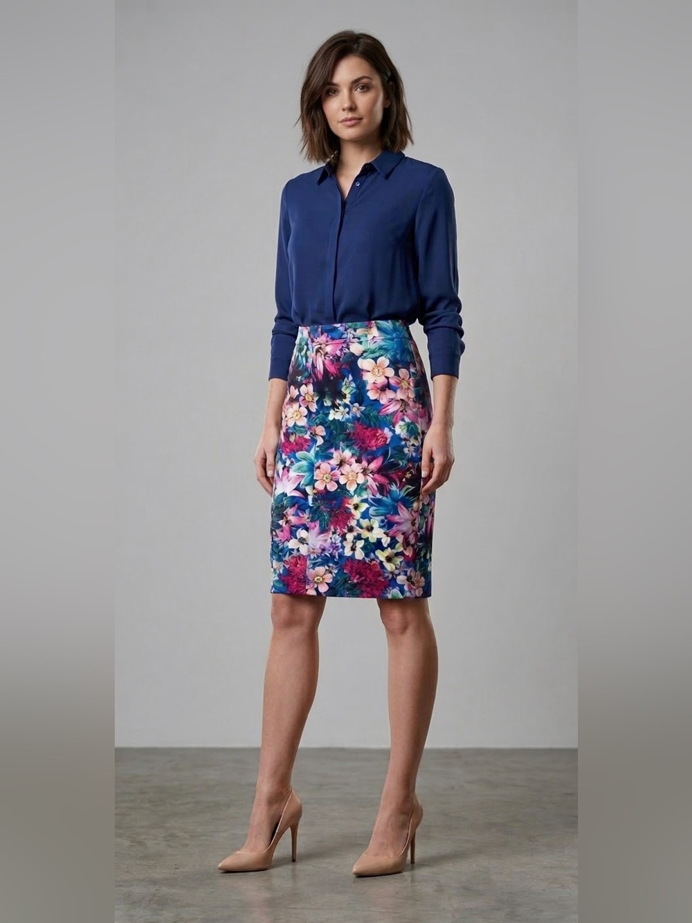 Guess Floral Print Pencil Skirt - Blue Multi coloured Size XS
